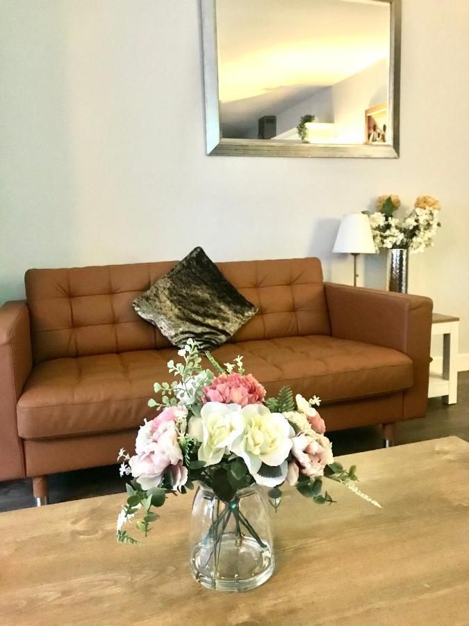 Trinity Apartments Four 1-Bedroom Apts Waterford City Centre Esterno foto