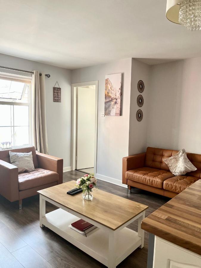 Trinity Apartments Four 1-Bedroom Apts Waterford City Centre Esterno foto