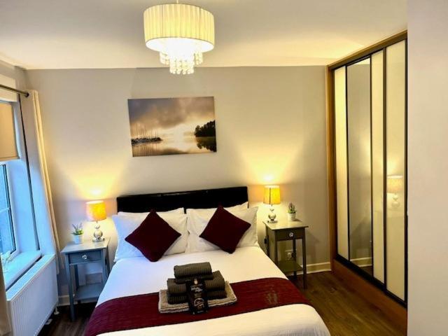 Trinity Apartments Four 1-Bedroom Apts Waterford City Centre Esterno foto